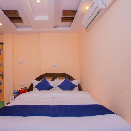 Oyo Hotel Antique Kutty Kathmandu Bagian luar foto